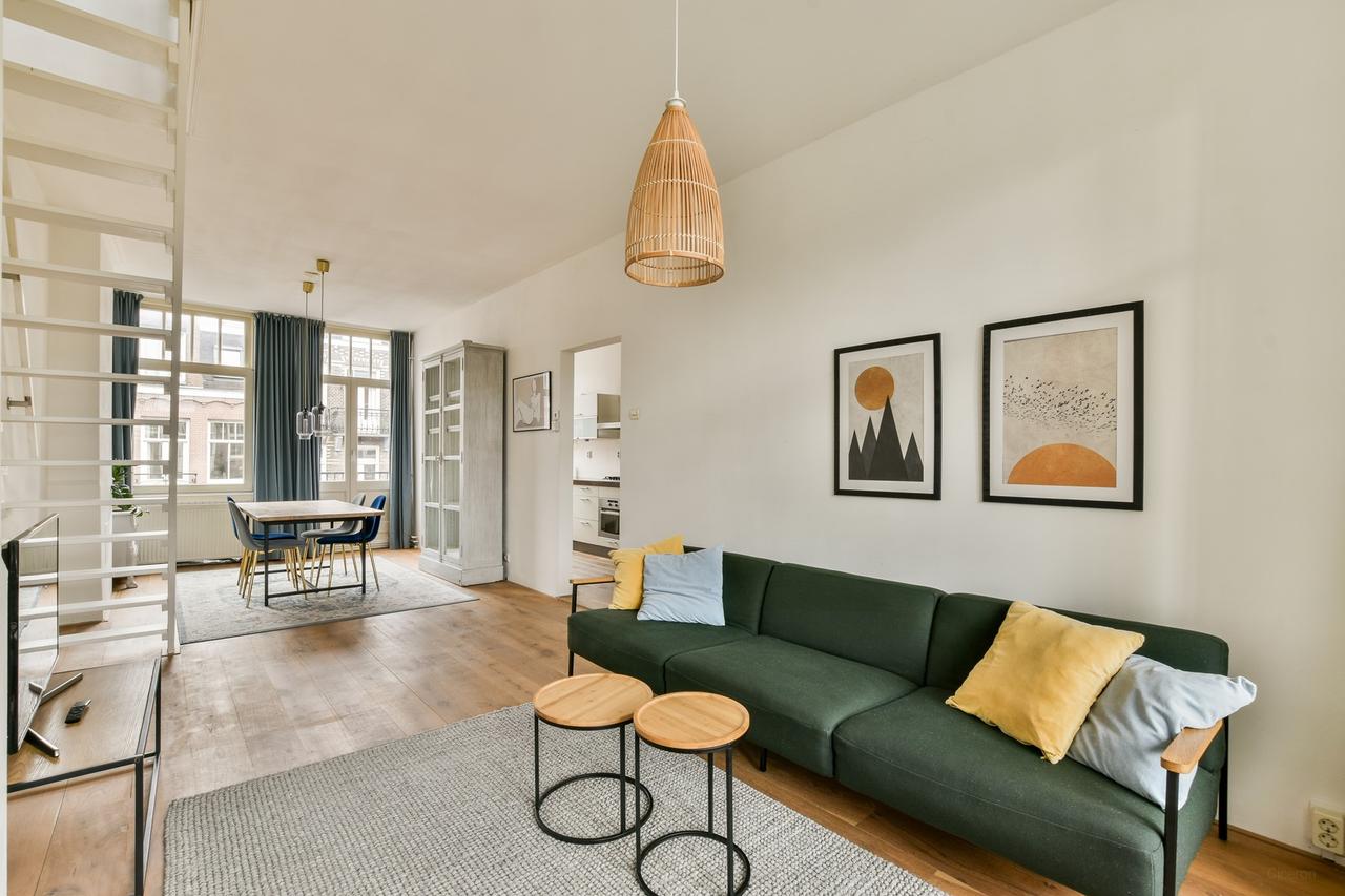 Gemeubileerd 2-slaapkamerappartement in De Pijp - Afbeelding 1