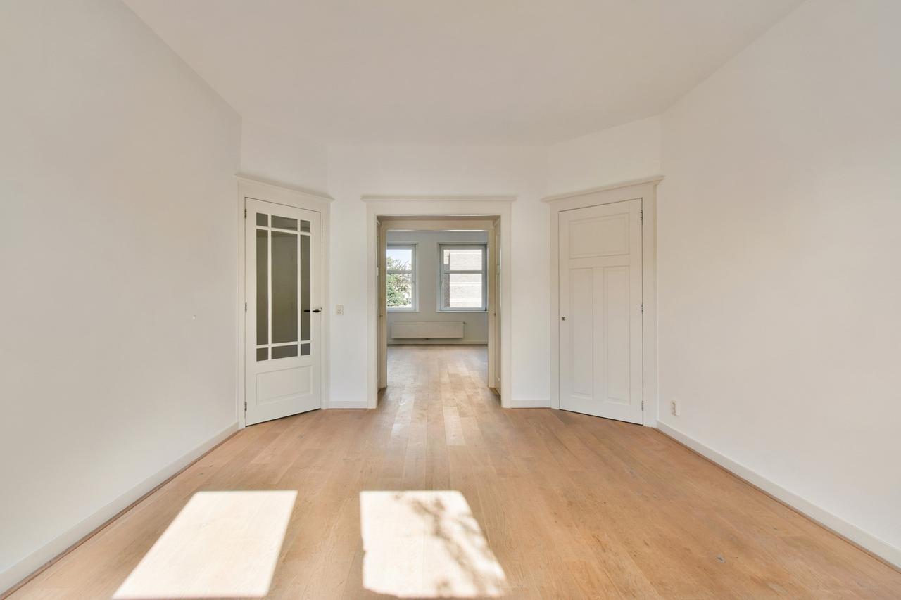 95 m² appartement met balkon in Oud-Zuid - Afbeelding 2