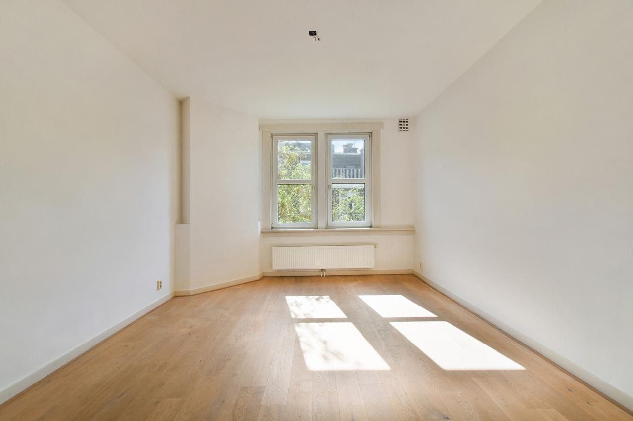 95 m² appartement met balkon in Oud-Zuid - Afbeelding 3
