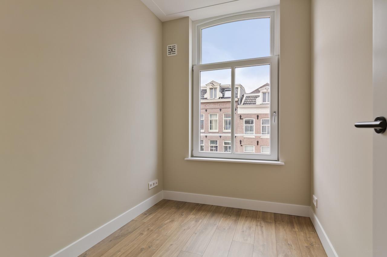 80 m² Duplex Apartment with Balcony - Image 10