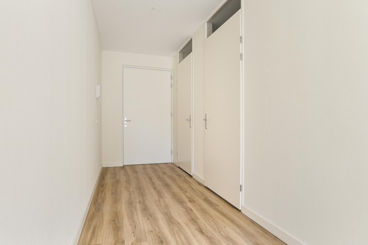 Studio 50+ met terras in Watergraafsmeer - Afbeelding 5