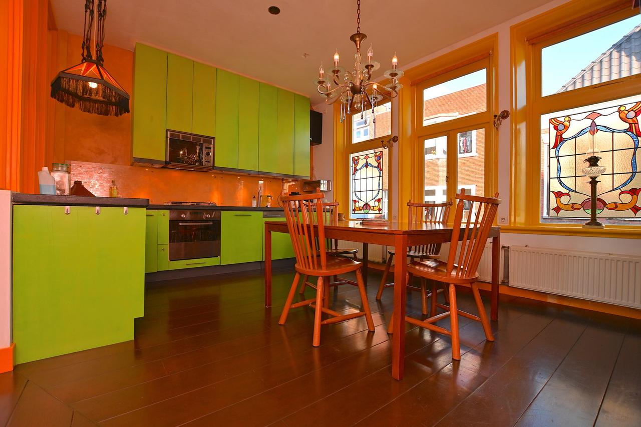 Furnished 130 m² apartment with terrace - Image 11
