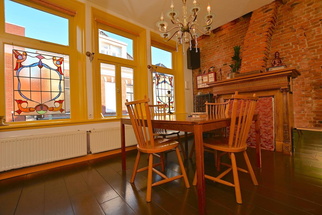 Furnished 130 m² apartment with terrace - Image 13