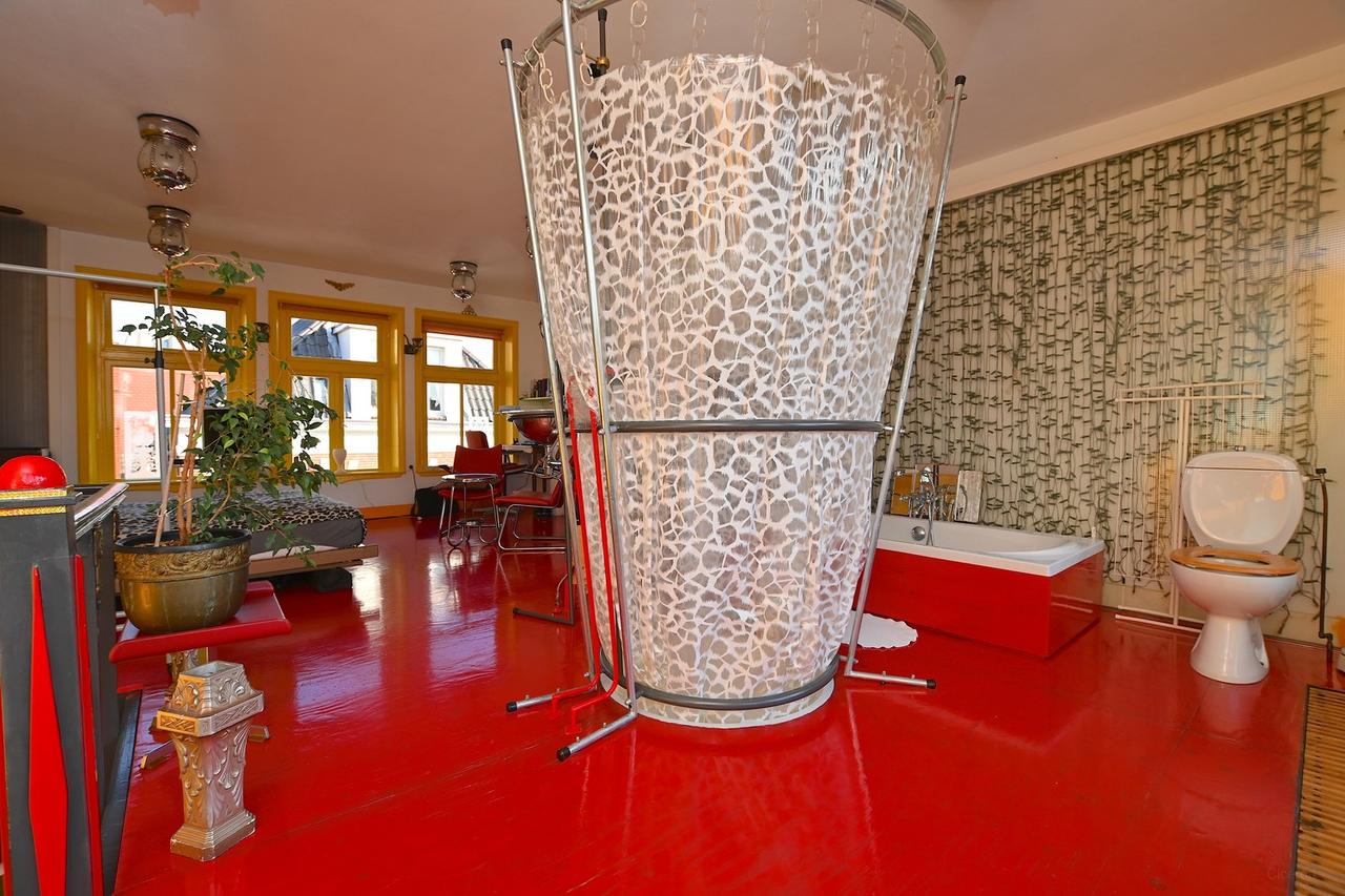 Furnished 130 m² apartment with terrace - Image 19