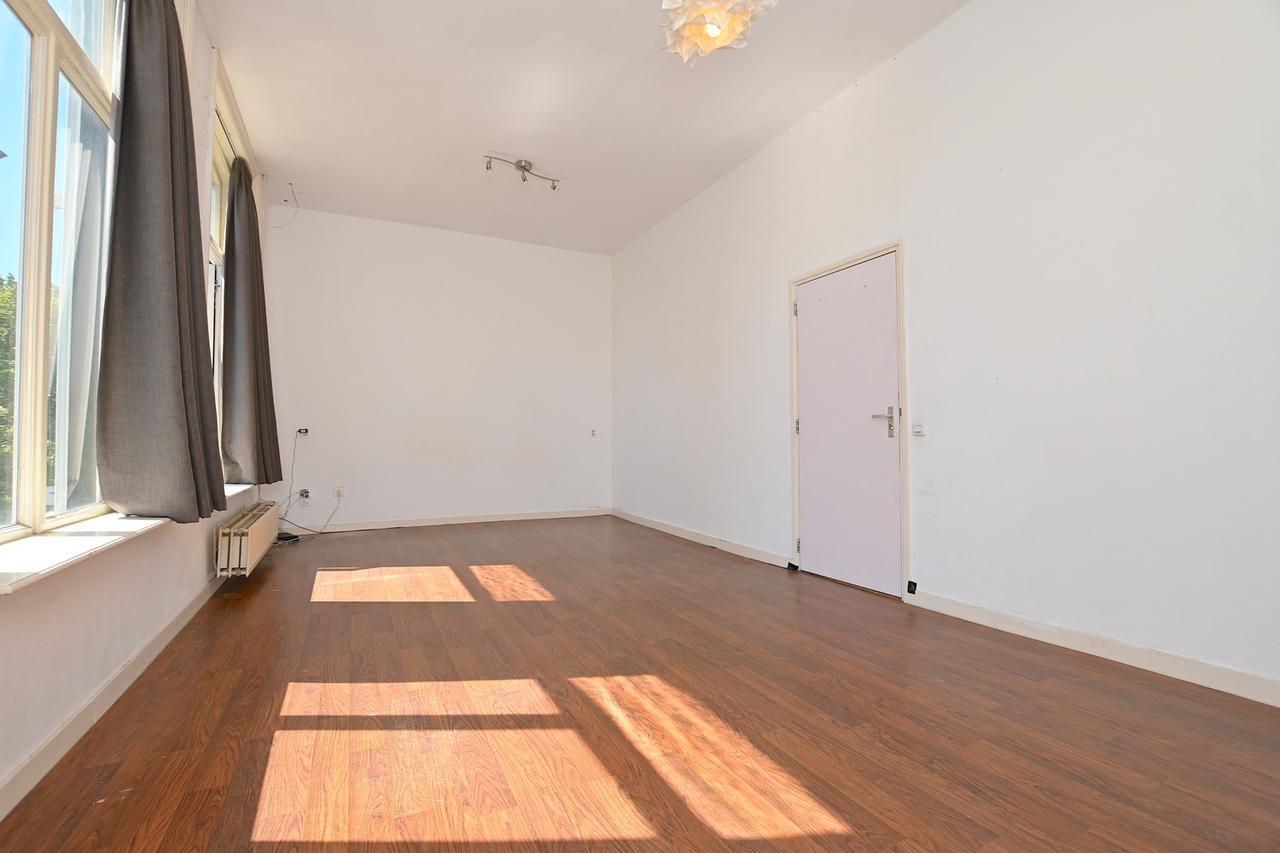 Bright 17 m² room on Akerkhof - Image 3