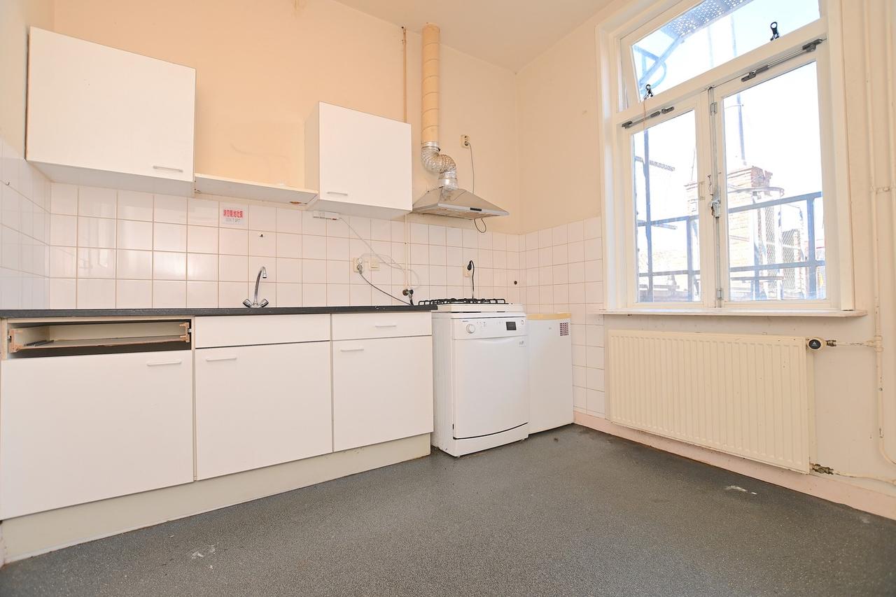 Bright 17 m² room on Akerkhof - Image 6
