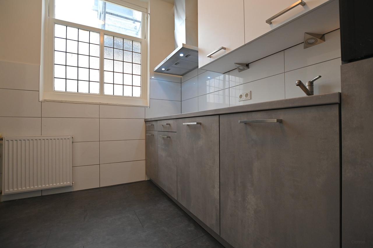 Bright 1-bedroom apartment in central Groningen - Image 8