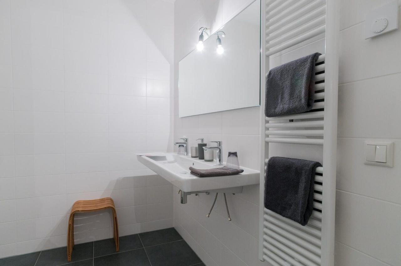 Two-Bedroom Apartment with Loggia in Tilburg - Image 6