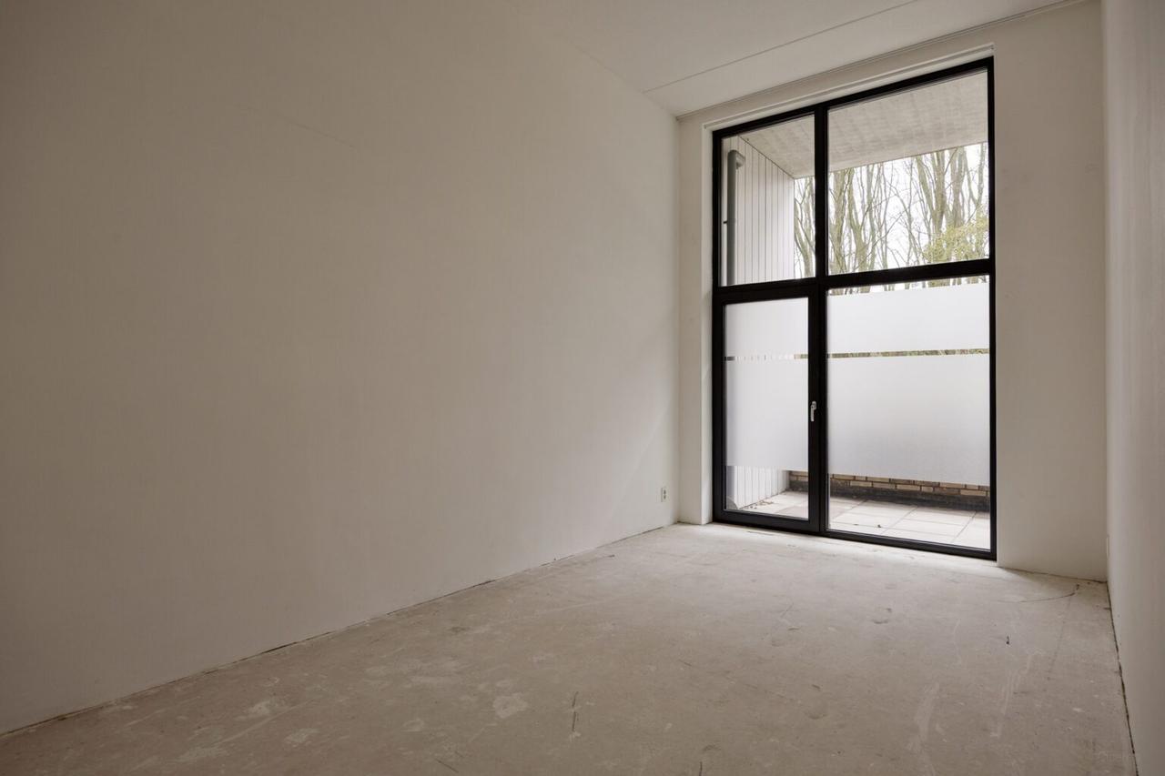 Licht 4-kamerappartement met balkon - Afbeelding 9