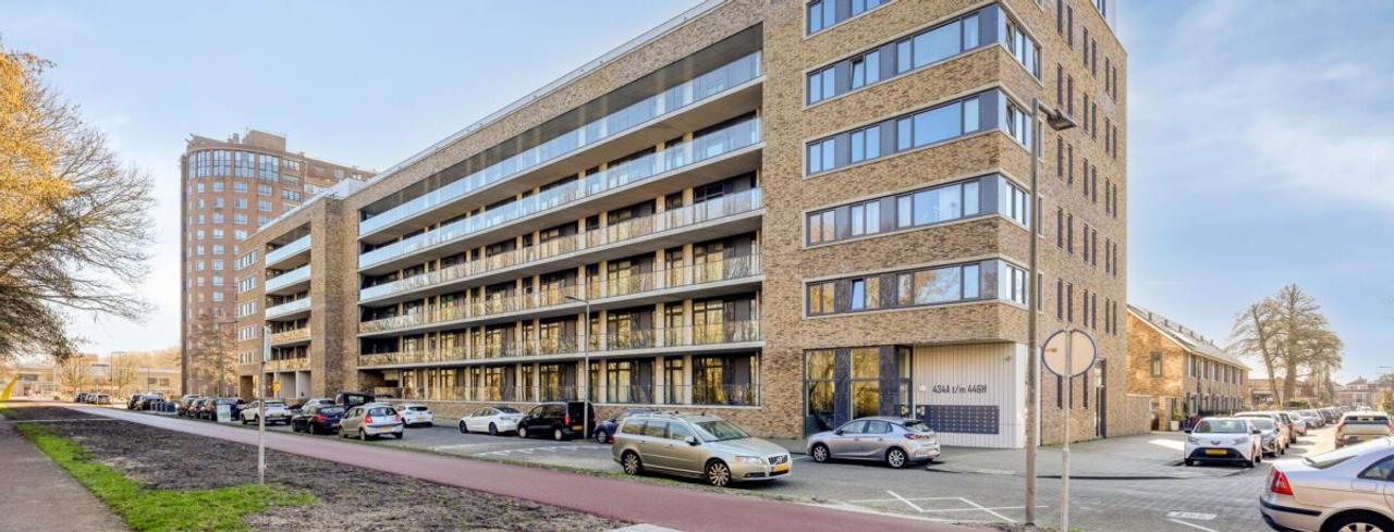 89 m² appartement met balkon in Schiebroek - Afbeelding 1
