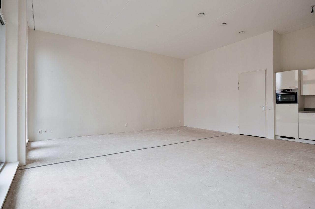Licht 3-kamerappartement met balkon - Afbeelding 9