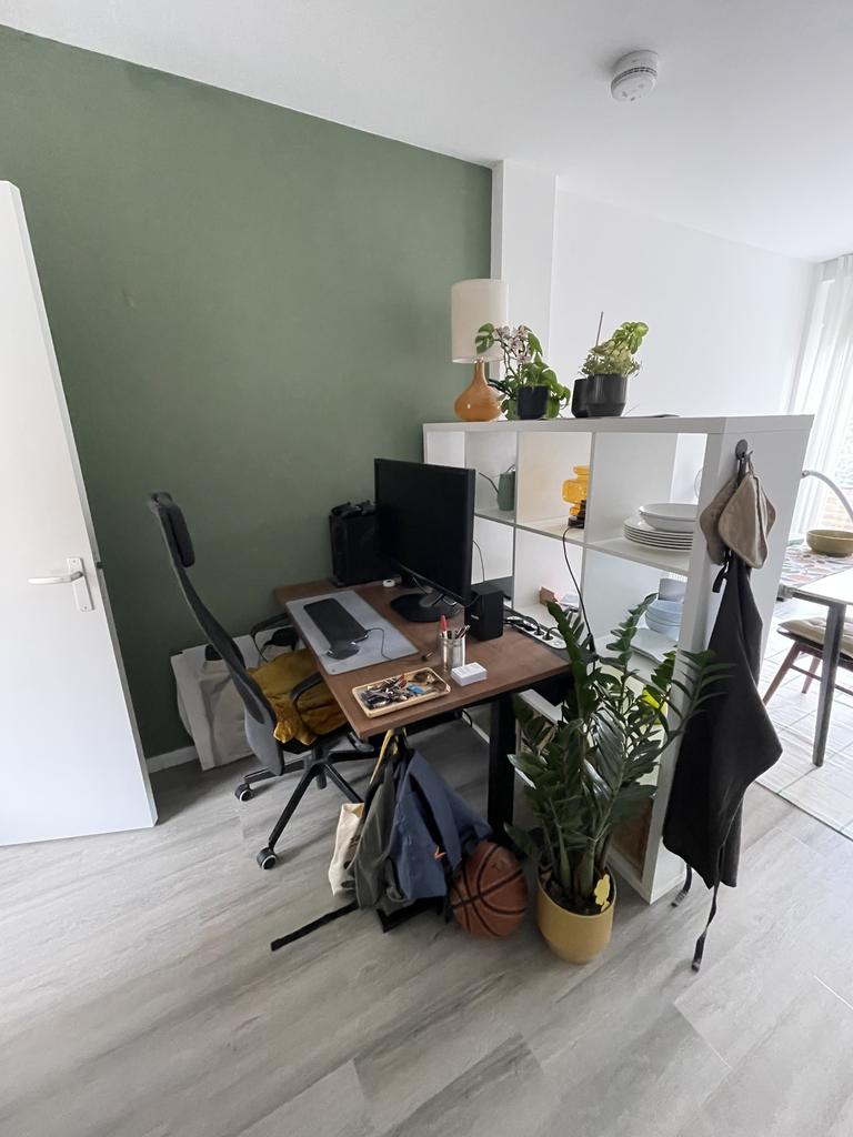 29 m² apartment with balcony in Zeeheldenbuurt - Image 2