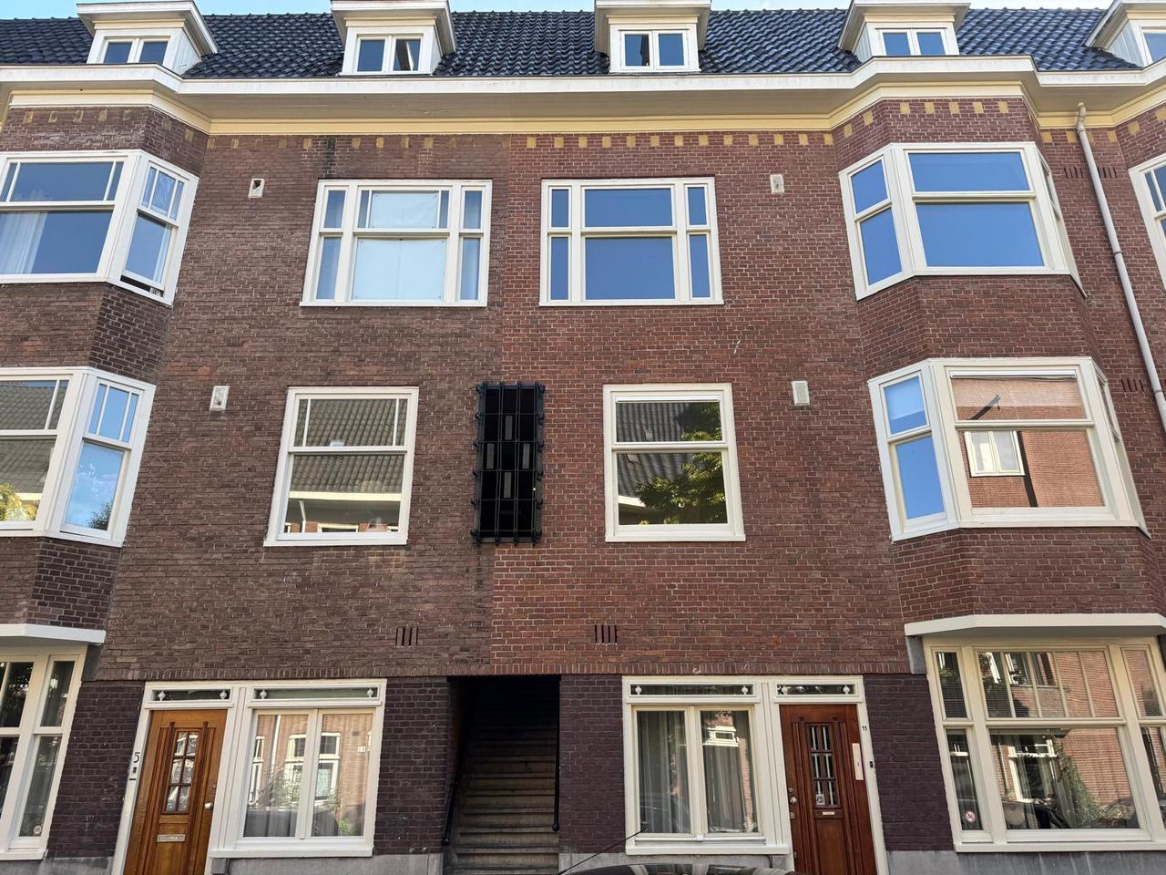 Available immediately: 2-bedroom apartment - Image 2