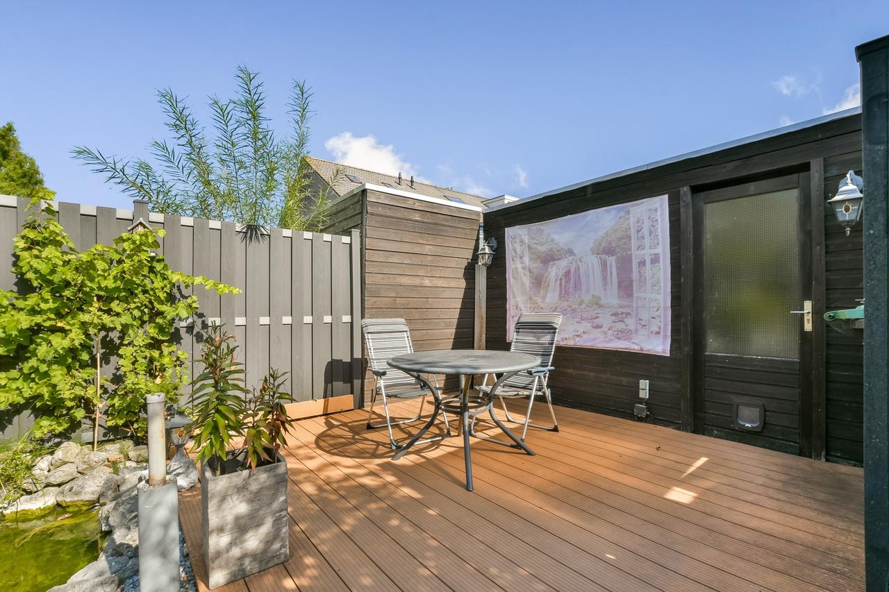 Rental Home with Garden & 10 Solar Panels - Image 5