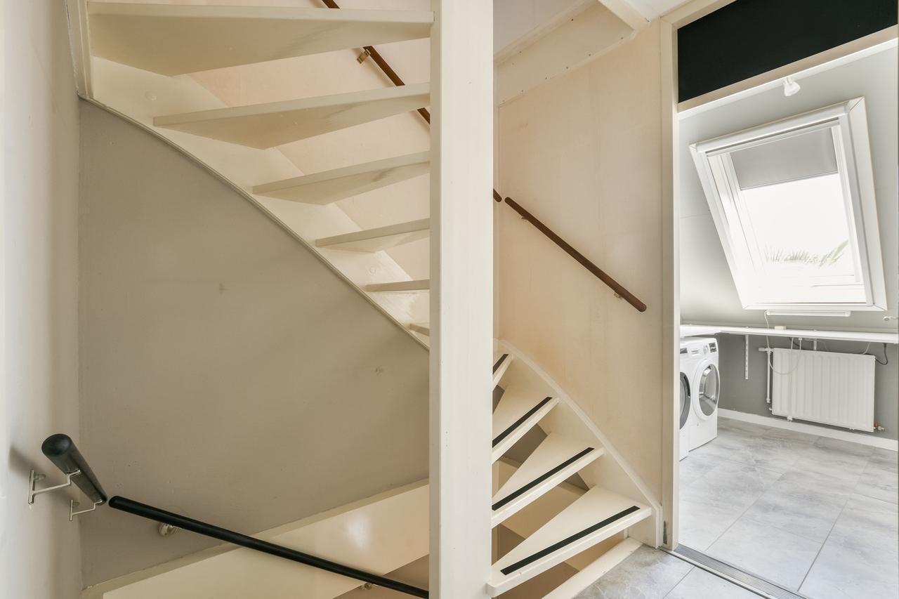 Rental Home with Garden & 10 Solar Panels - Image 17