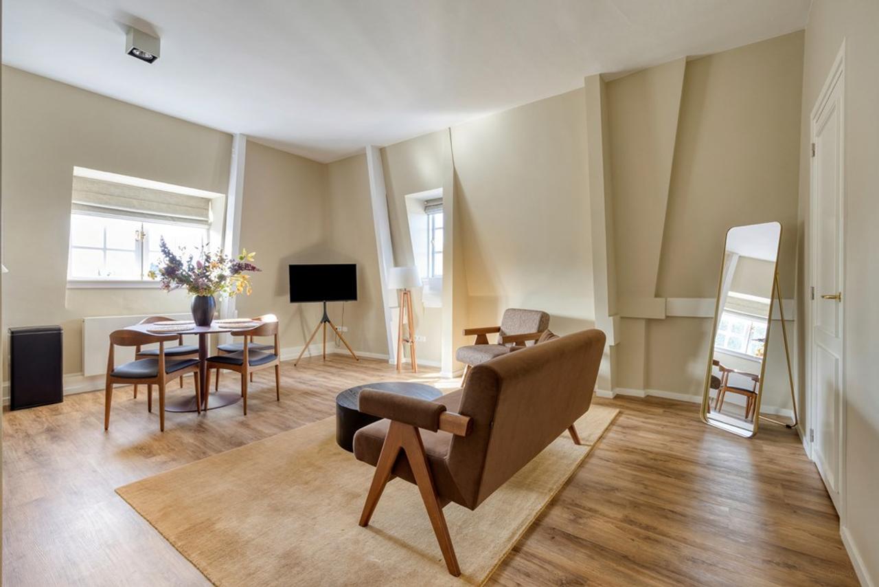Furnished 3-Room Apartment near Noordeinde - Image 2