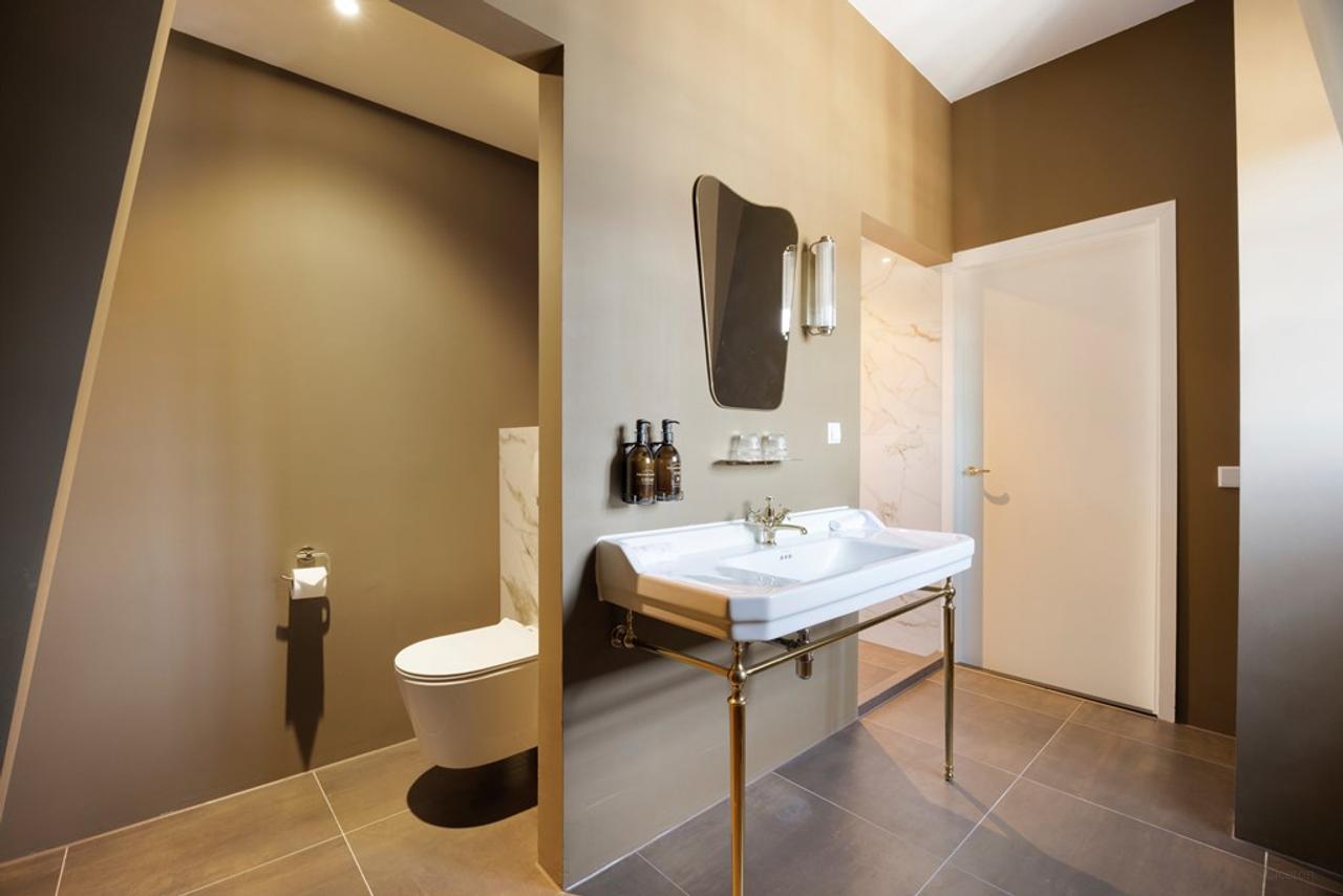 Furnished 2-Bedroom Apartment near Noordeinde - Image 15