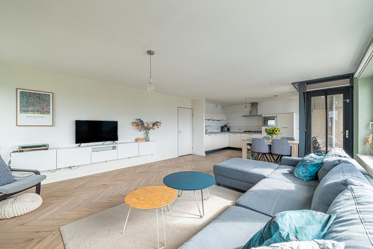 Gemeubileerd 3-kamerappartement met balkon - Afbeelding 5