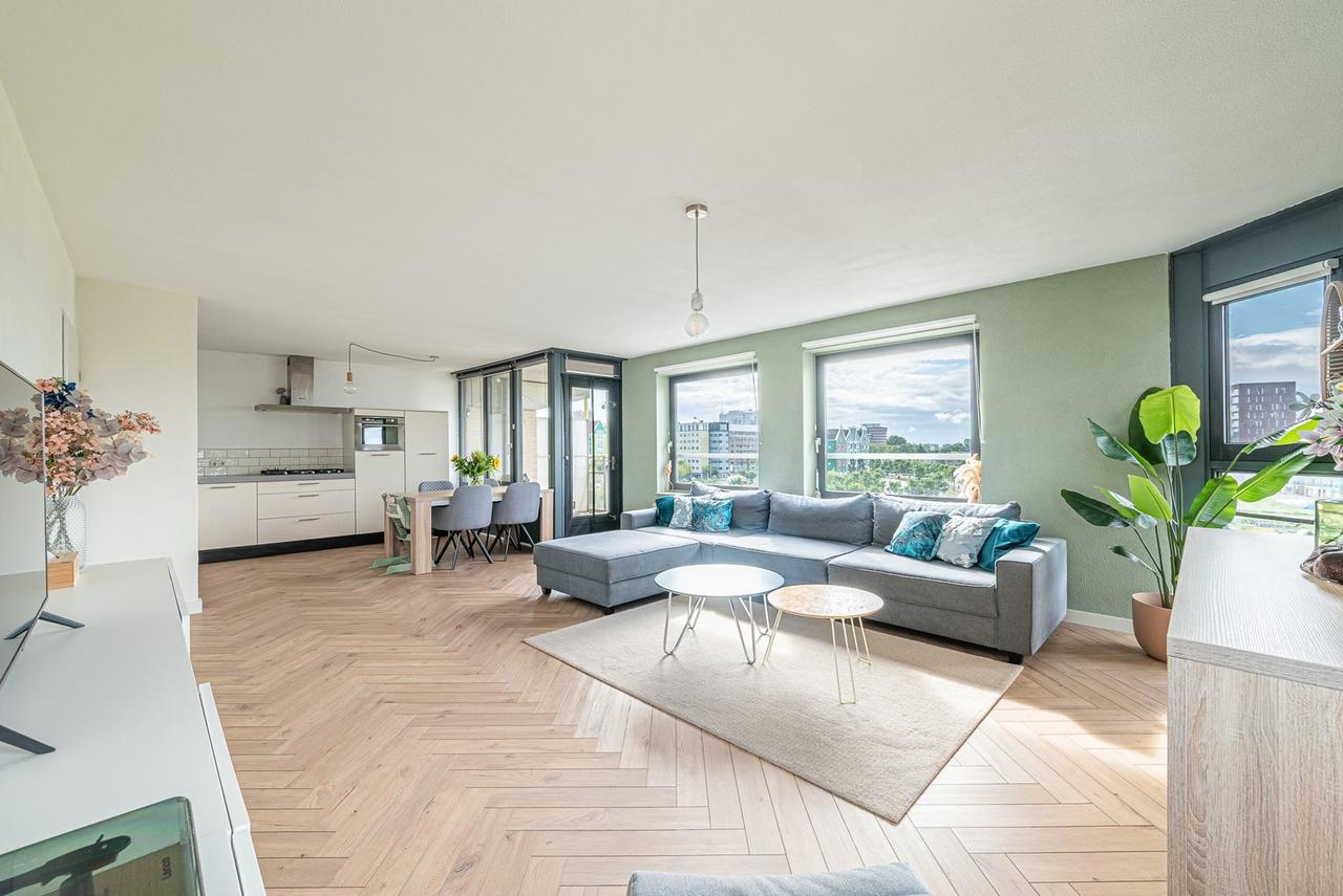 Gemeubileerd 3-kamerappartement met balkon - Afbeelding 6