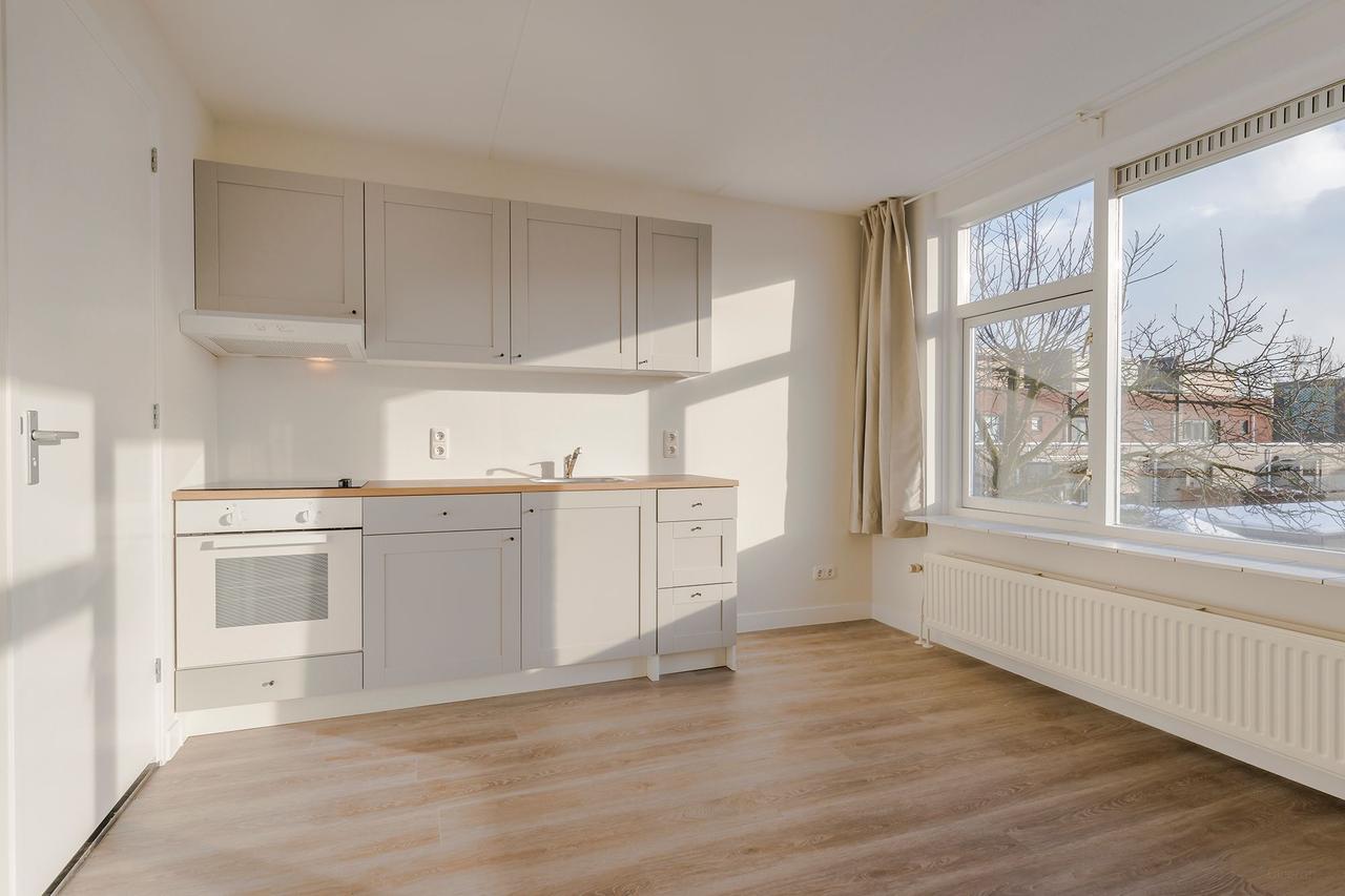 Available now: 22 m² studio in Almere - Image 3