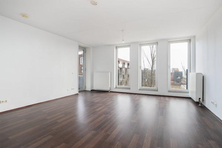 97 m² appartement met balkon aan het IJ - Afbeelding 3