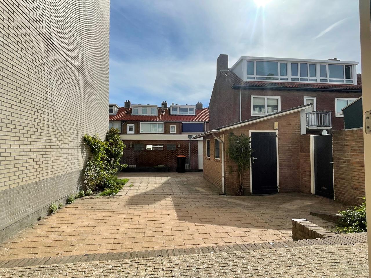 235 m² seaside townhouse with 7 bedrooms - Image 11