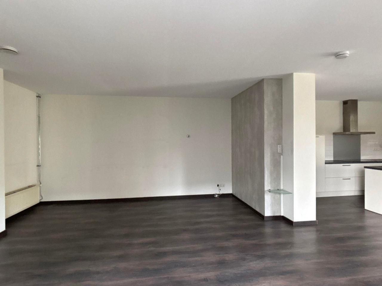 Licht 3-kamerappartement aan Pancratiusplein - Afbeelding 7