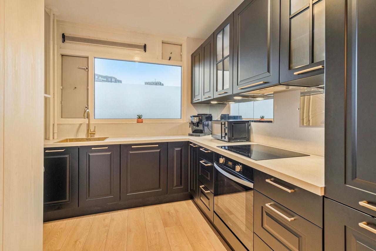 Direct beschikbaar: appartement met balkon - Afbeelding 4