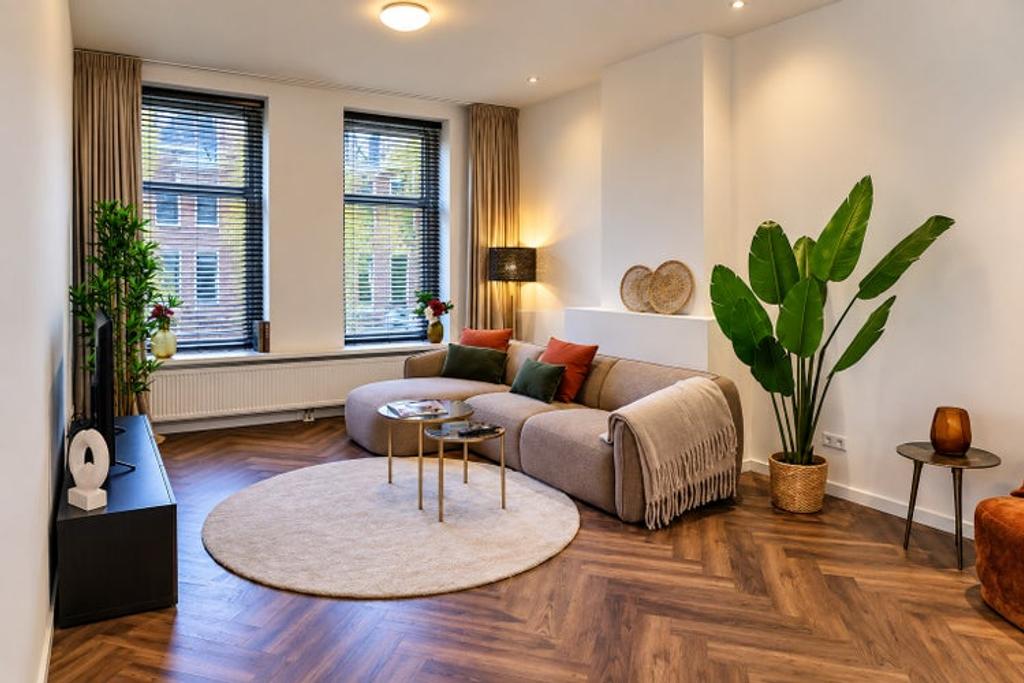 142 m² ground-floor home with garden in Kralingen - Image 1