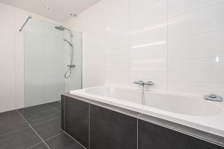 142 m² ground-floor home with garden in Kralingen - Image 17