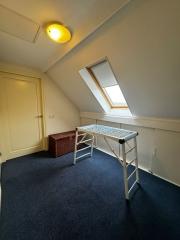 188 m² Family Home with Garden and Garage - Image 20