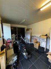 188 m² Family Home with Garden and Garage - Image 31