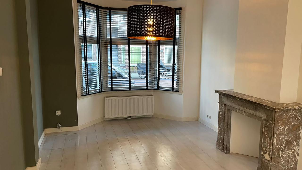 Ground-floor home with sunny garden in Bezuidenhout - Image 6
