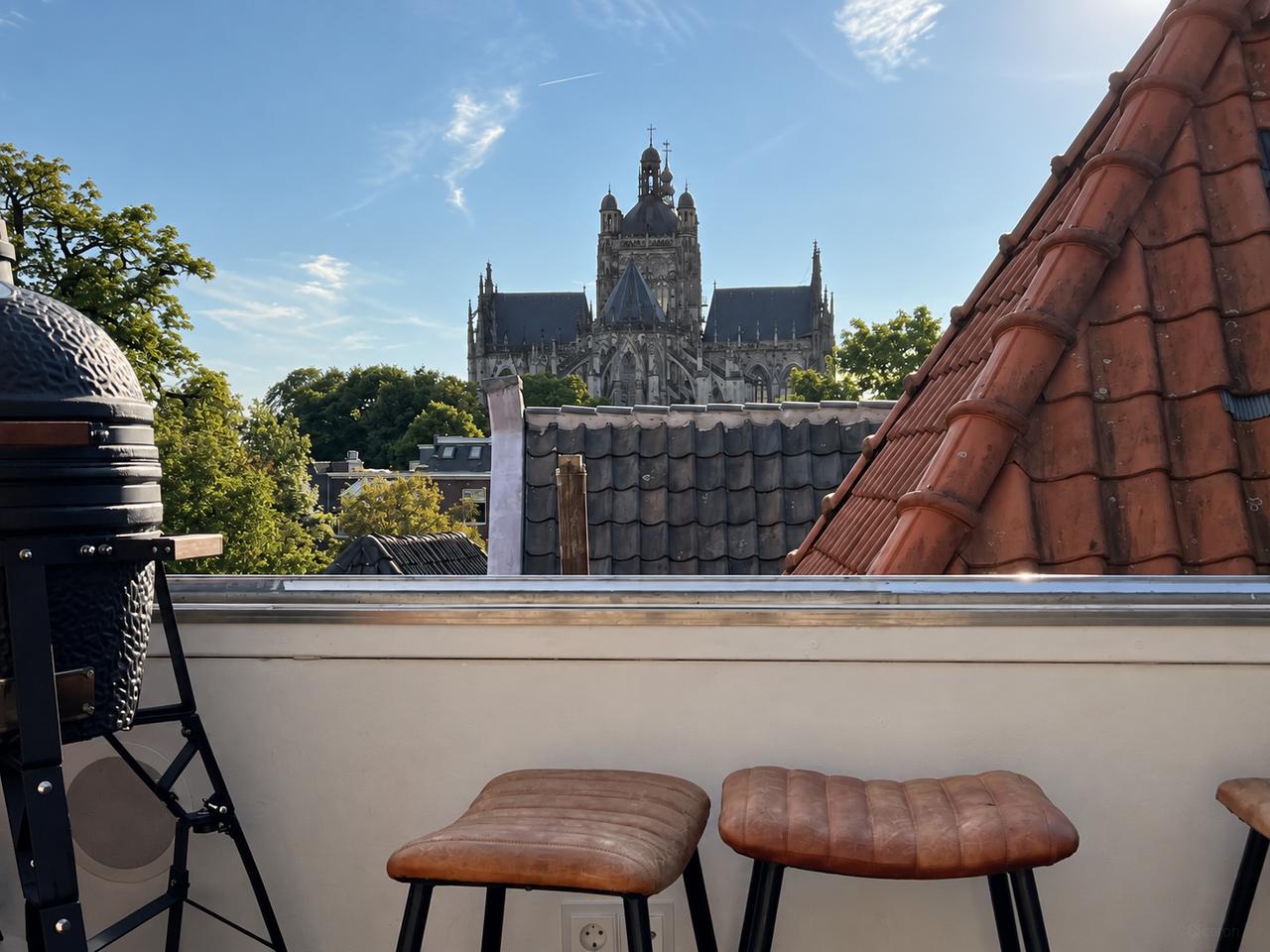Gemeubileerde maisonnette met terras in centrum - Afbeelding 7