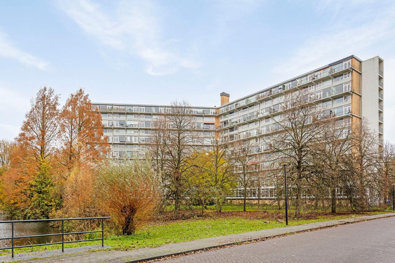 4-room maisonette with sunny balcony - Image 4