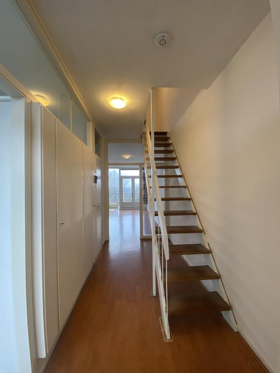 4-room maisonette with sunny balcony - Image 11