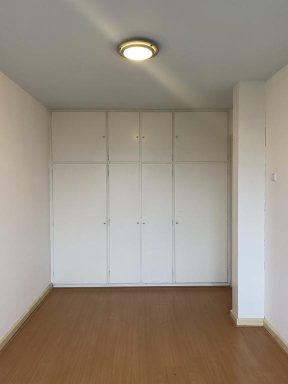 4-room maisonette with sunny balcony - Image 16