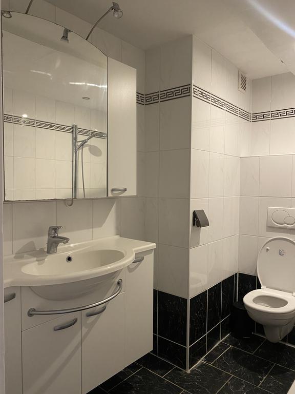 4-room maisonette with sunny balcony - Image 20