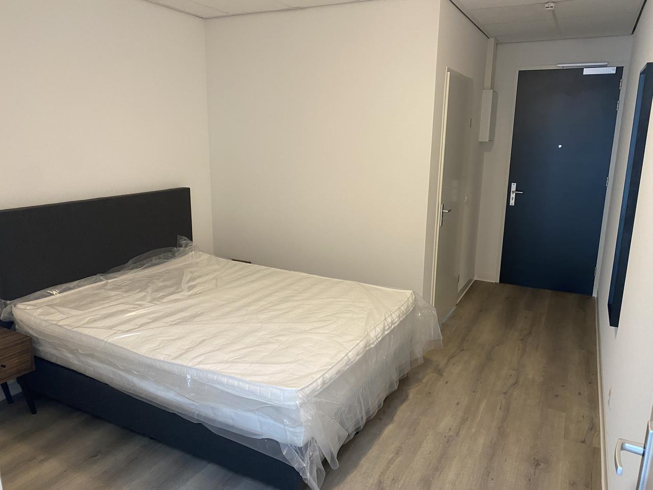 Gemeubileerd appartement met parkeren - Afbeelding 8