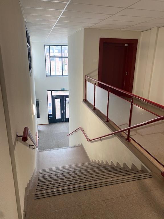 Gemeubileerd appartement met parkeren - Afbeelding 19