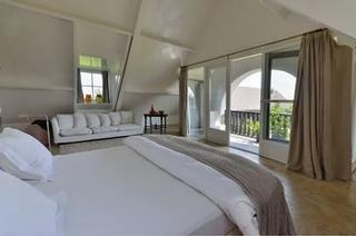 400 m² Farmhouse on the Gein River - Image 13