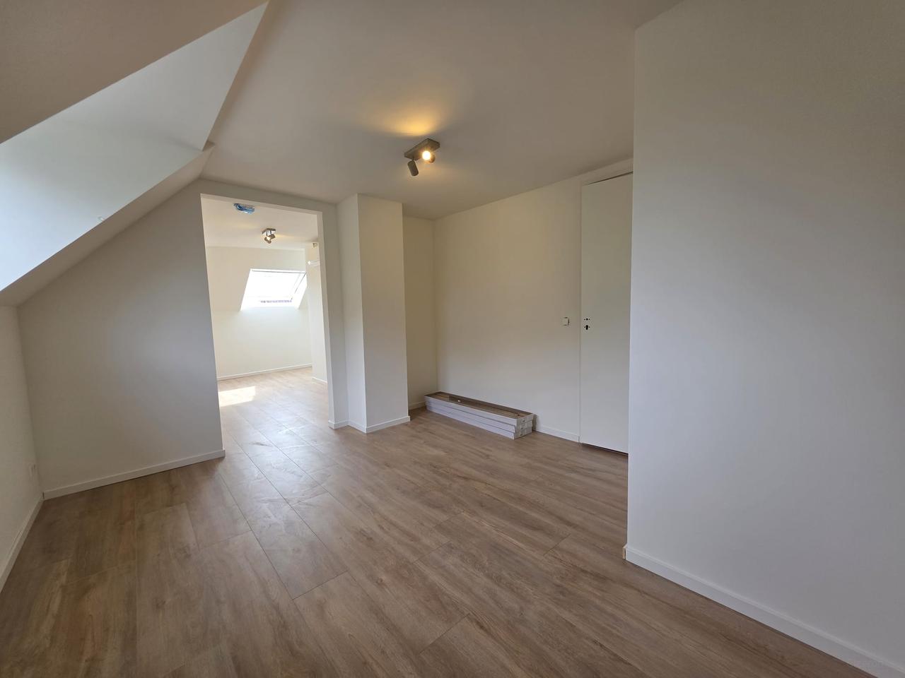Studio with bedroom on Tramsingel - Image 2