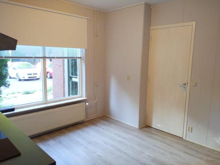 Available now: student room in Beijum-West - Image 2