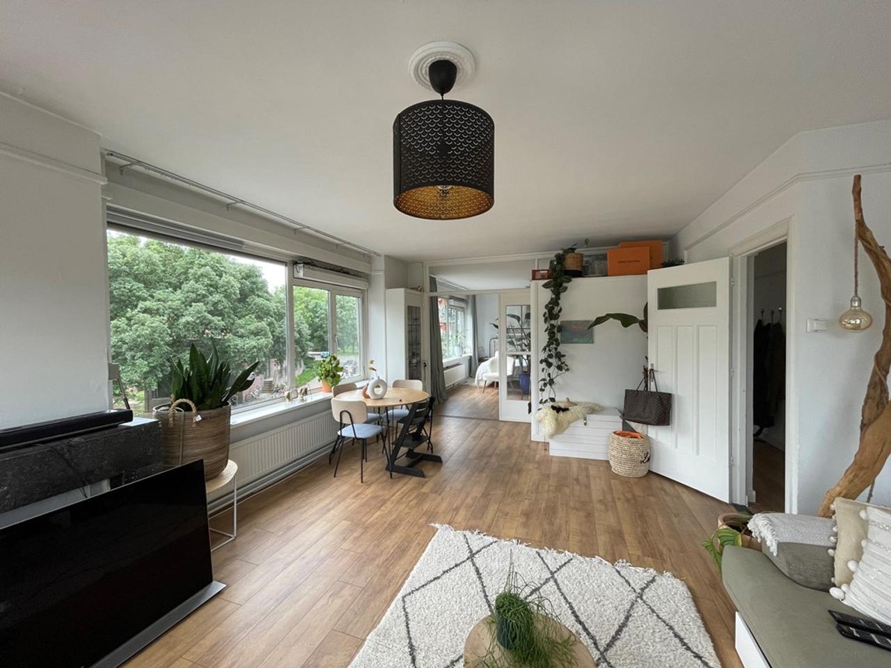 81 m² appartement met balkon in Blijdorp - Afbeelding 1