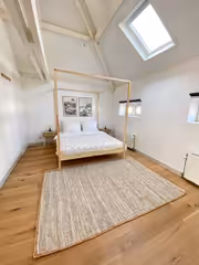 Gemeubileerde loft met stadszicht in Cool