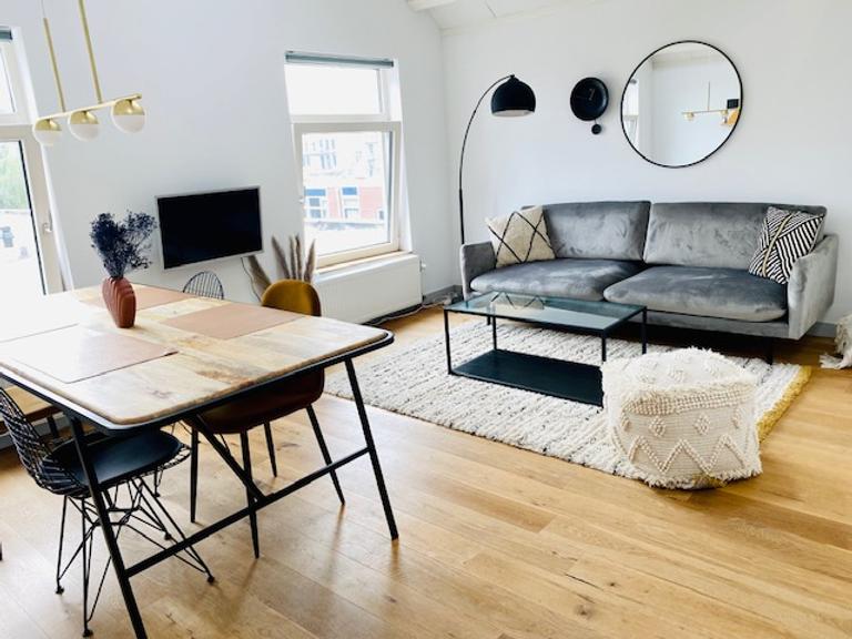 Gemeubileerde loft met stadszicht in Cool - Afbeelding 20