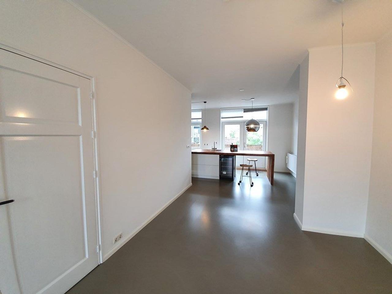 123 m² apartment with roof terrace in De Baarsjes - Image 10