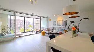 Gemeubileerd 2-kamerappartement van 95 m²