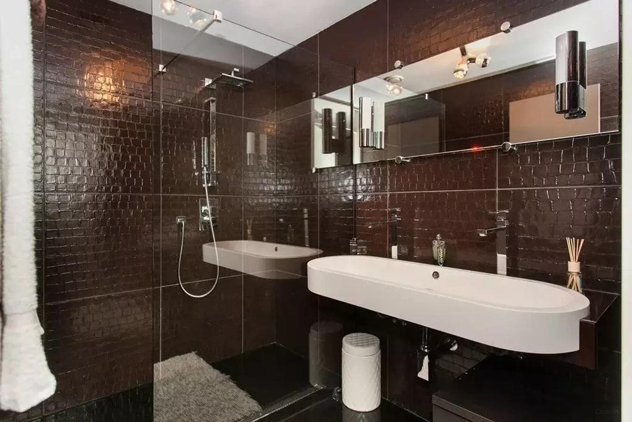 Gemeubileerd 2-kamerappartement van 95 m² - Afbeelding 2