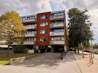 Gemeubileerd 3-kamerappartement met terras